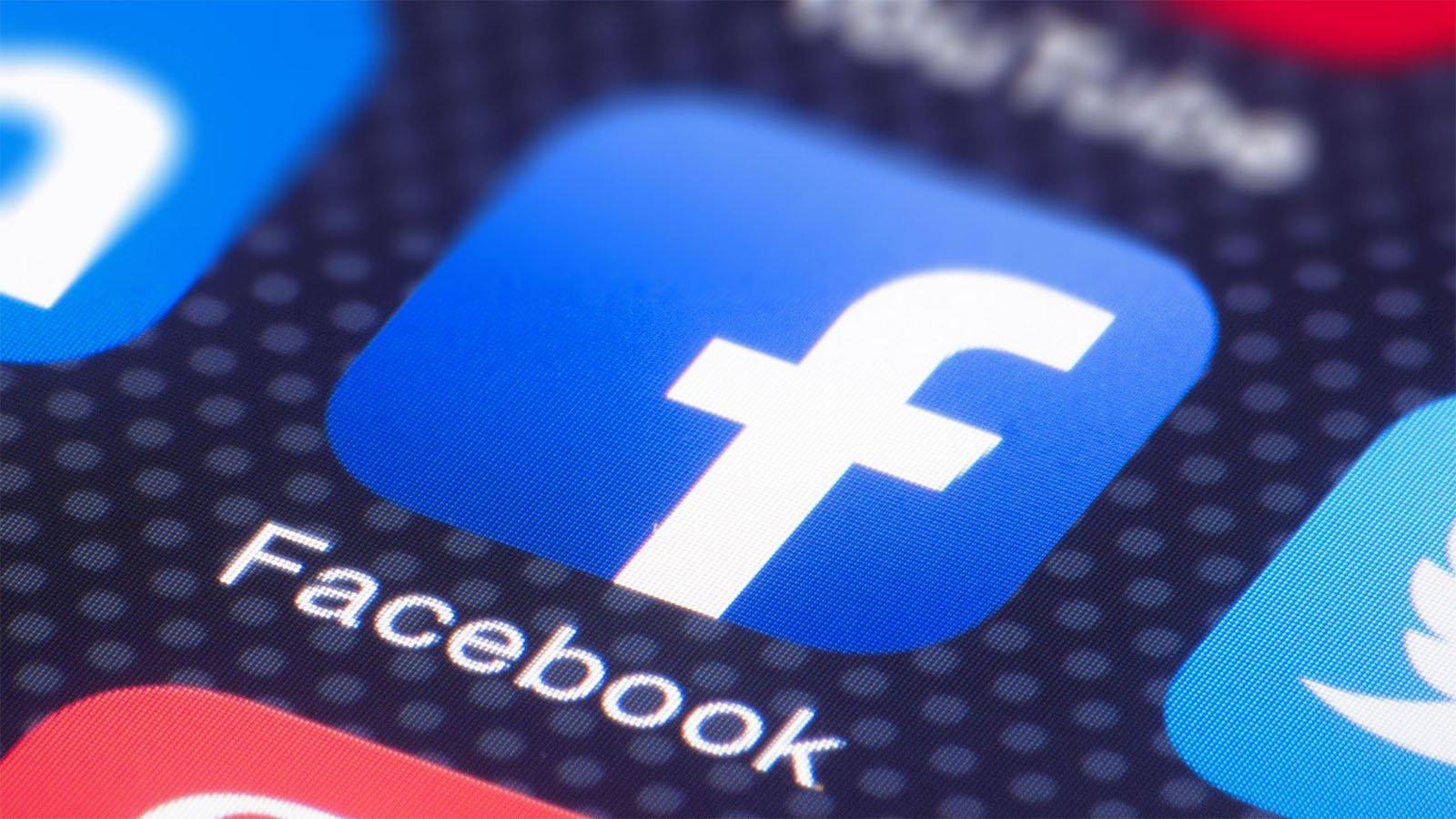 facebook paga per rispondere a sondaggi